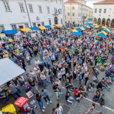 Odličen obisk in sončno jesensko vreme zaznamovali 11. Sladko Istro